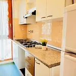 Flat With Shared Barbecue شقة بيبيوني