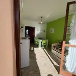 Flat With Shared Barbecue بيبيوني